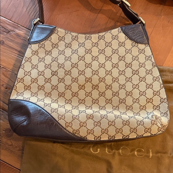Gucci Tan and Brown Monogram Shoulder Bag - Picture 7 of 9